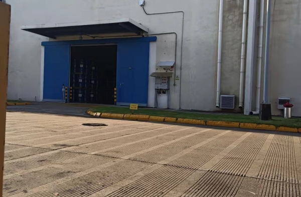 仓储物流机器人